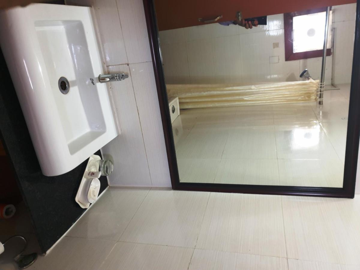 Regenta Resort Bhuj By Royal Orchid Hotels Limited Exterior photo